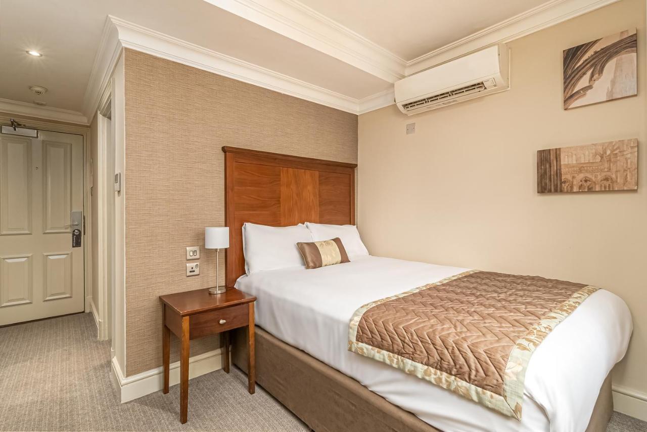 Mercure White Hart & Salisbury