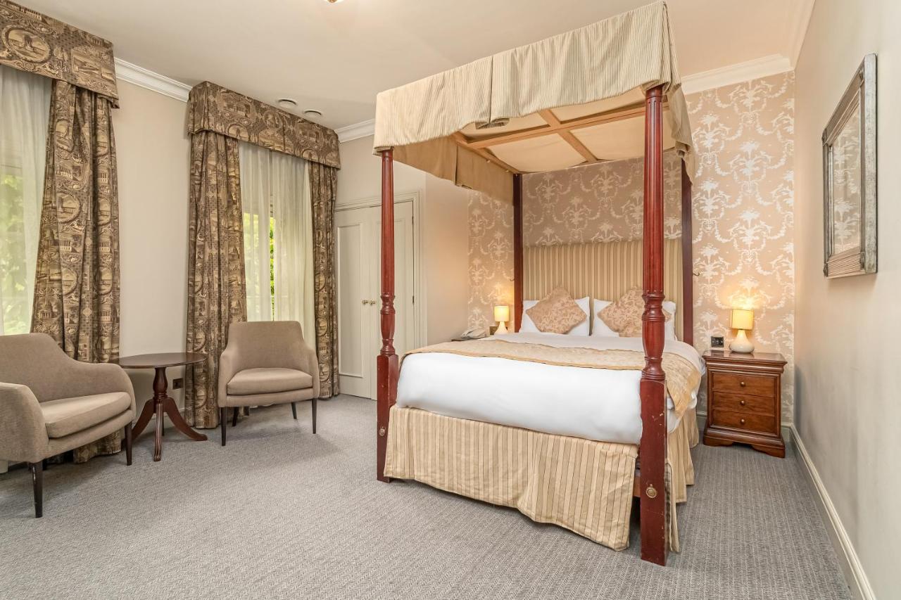 Mercure White Hart & Salisbury