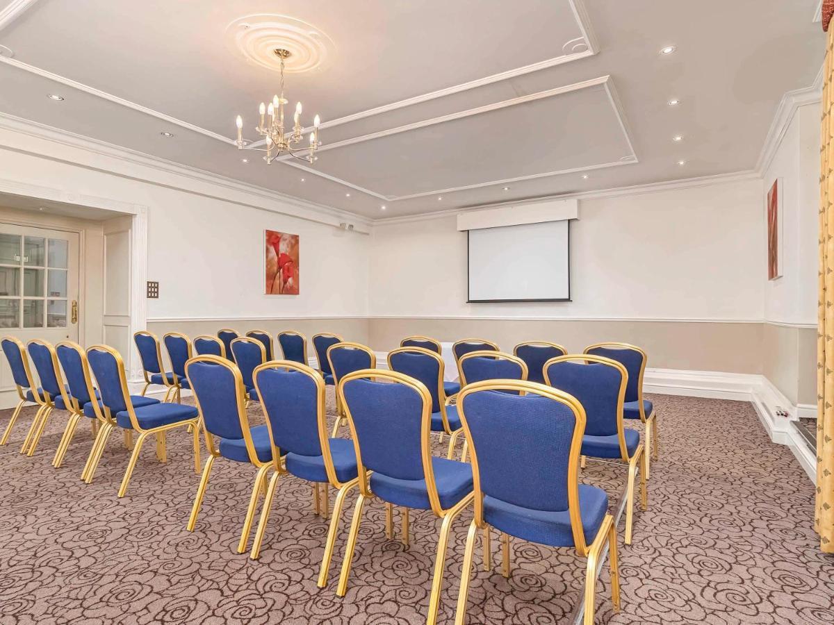 Mercure White Hart & Salisbury