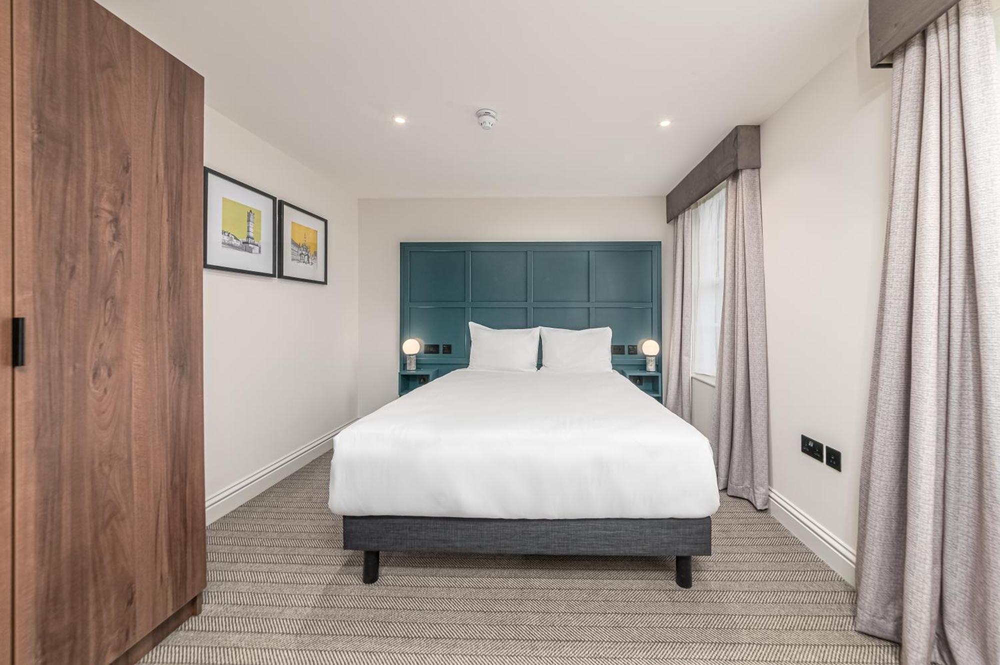 Mercure White Hart &