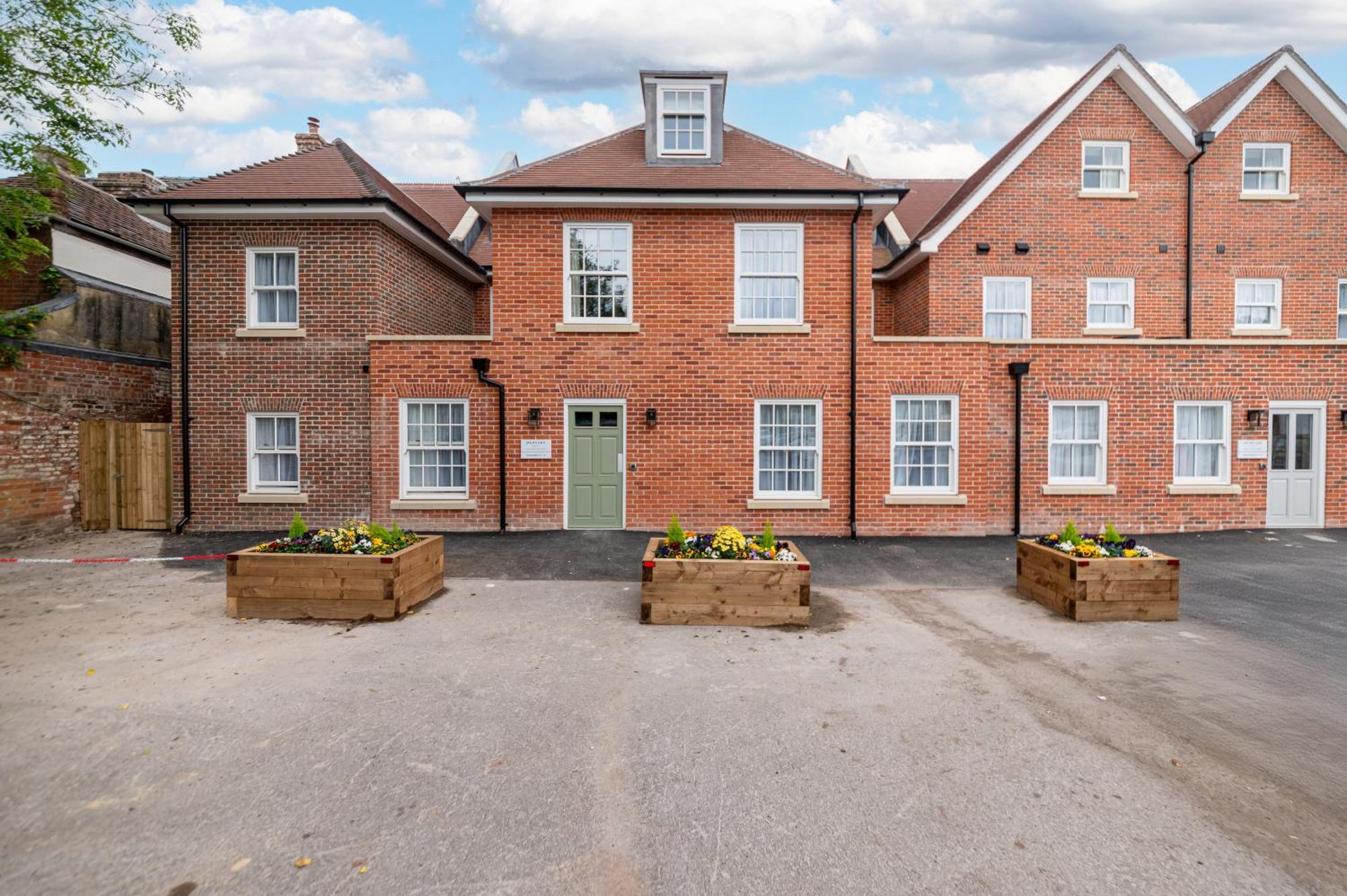Mercure White Hart & 4* Salisbury