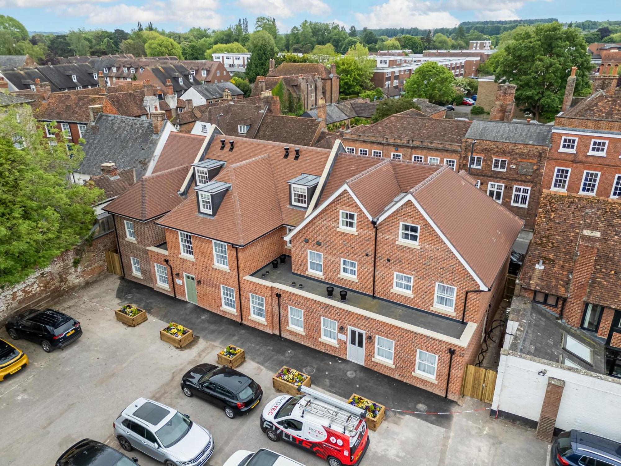 Mercure White Hart & 4* Salisbury