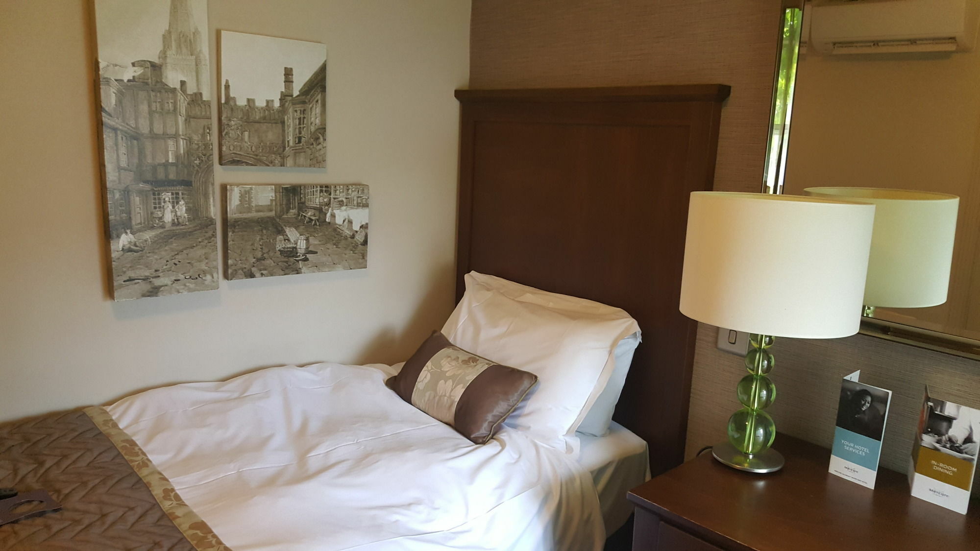 Mercure White Hart &