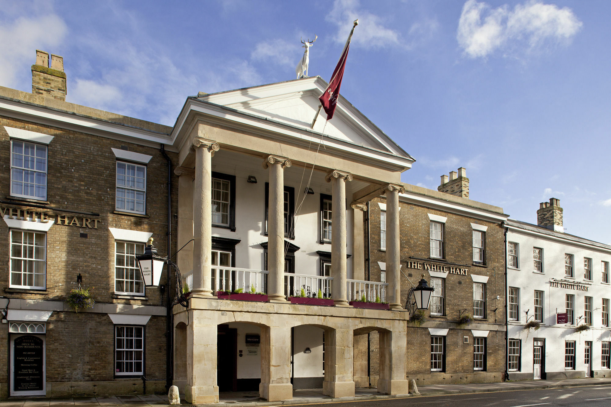 Mercure White Hart & Hotel 4*